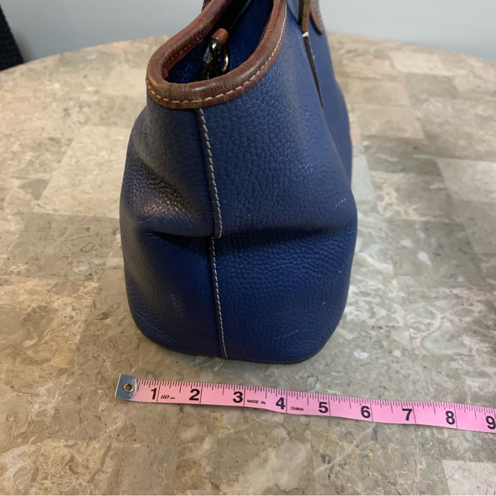 Vintage Dooney & Bourke 1990s Navy Tote Bag Pebble Leather Brown Trim Top Handle - Picture 12 of 16